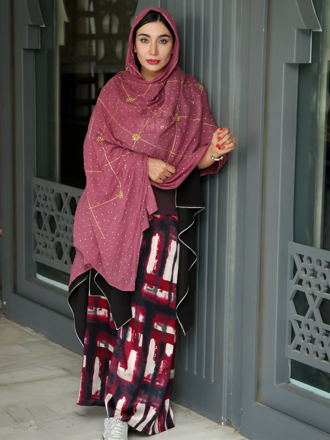 خاطره حاتمی