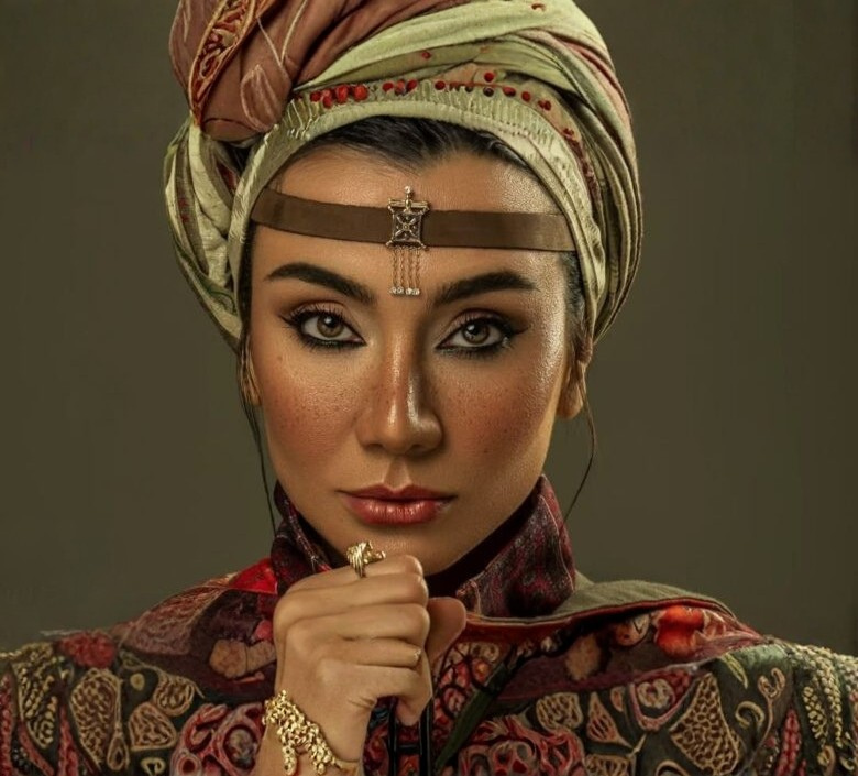 خاطره حاتمی